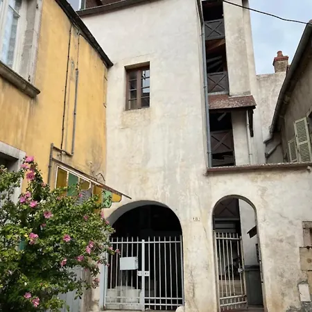 Le Charme Dubois Apartman